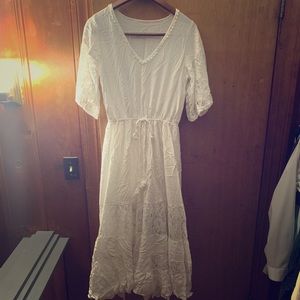 white boho dress